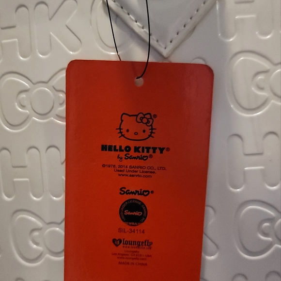 Hello kitty large loungefly - Picture 4 of 5